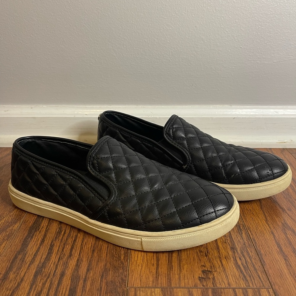 steve madden slip ons